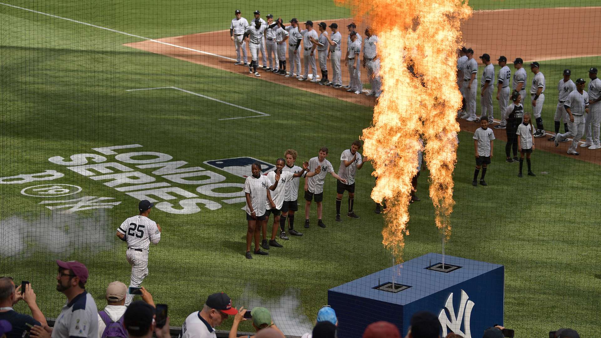 詹姆斯认为 詹姆斯认为