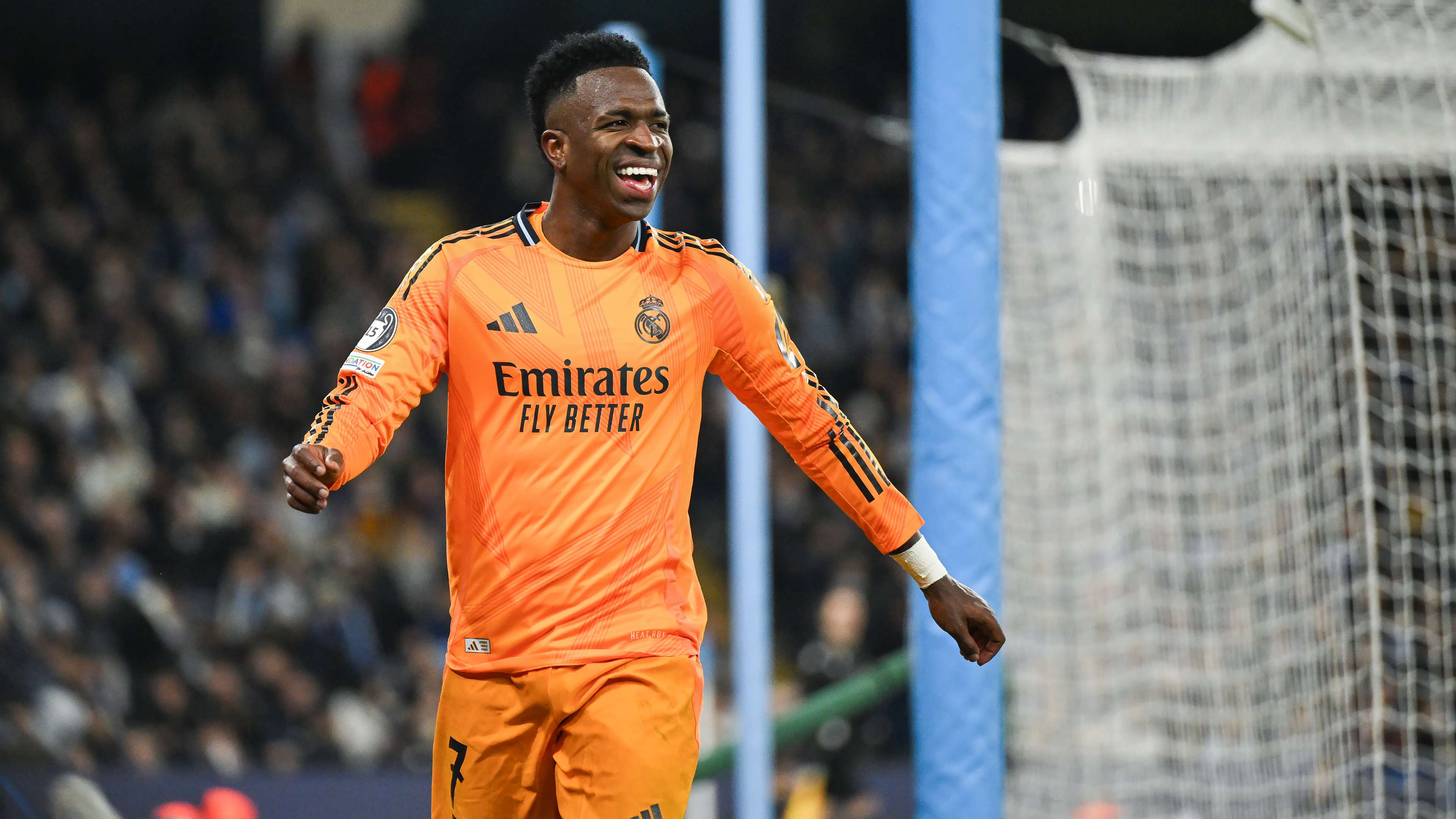 赛后数据显 赛后数据显