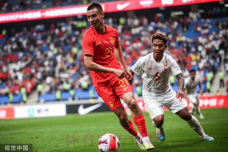 中国队友谊赛4:0击败缅甸队 武磊攻入两球 中国队友谊赛4:0击败缅甸队 武磊攻入两球